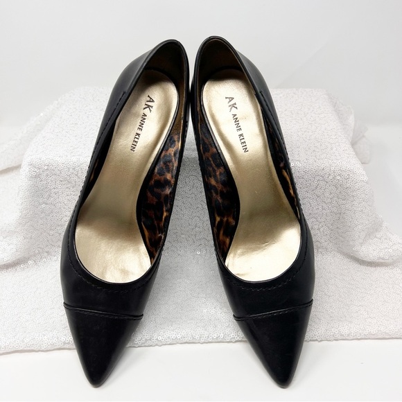 Anne Klein lflex black Lointed  toes leather heels - Picture 3 of 10